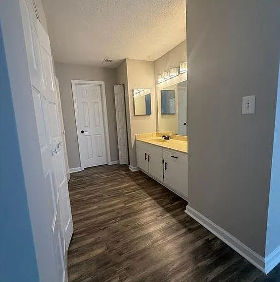 6222 Overlook Rd — Photo 13
