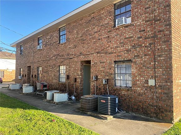 4th image of 533 Evangeline Ct