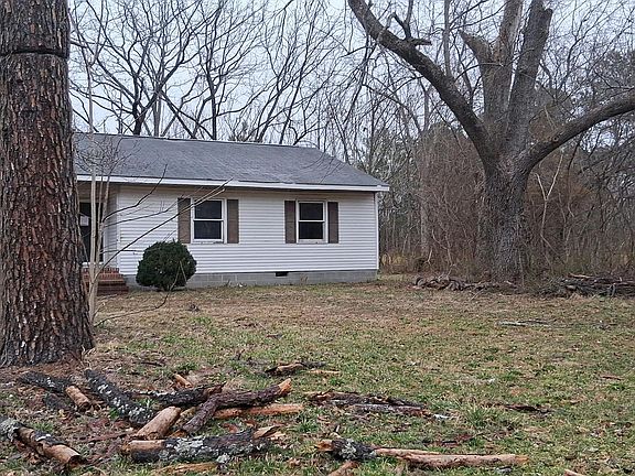 2nd image of 4741 Hickory Fork Rd