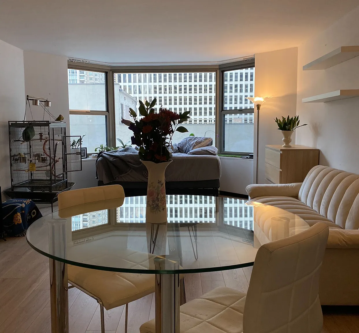 Studio, 650 sqft, $1,725 — Photo 1