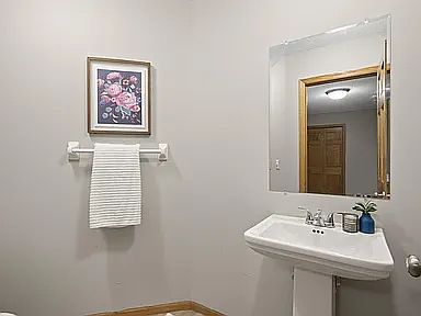 4th image of 6438 Riverdale Dr NW
