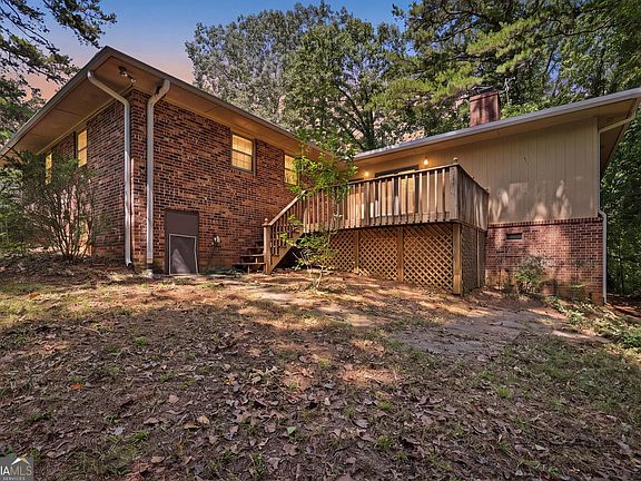 2nd image of 44 Elm Dr