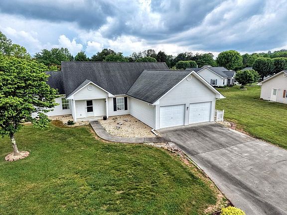 4th image of 22 Sunset Ct