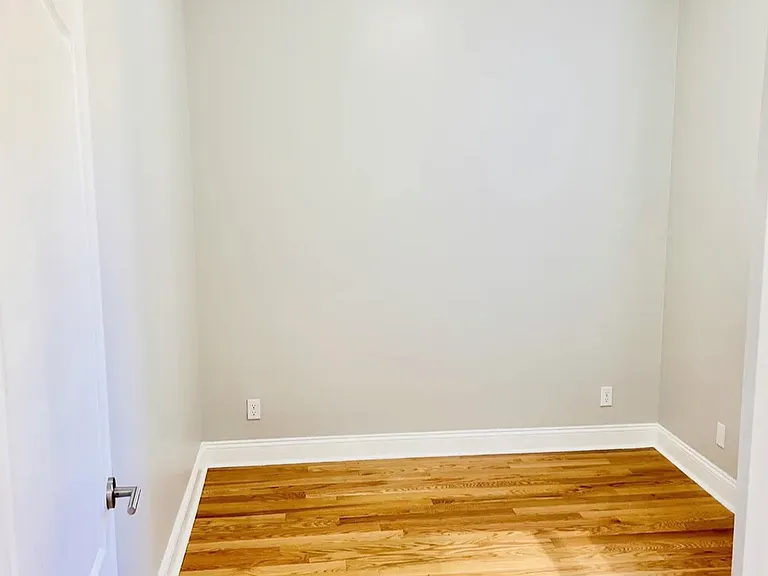 466 S Broadway #1H — Photo 7