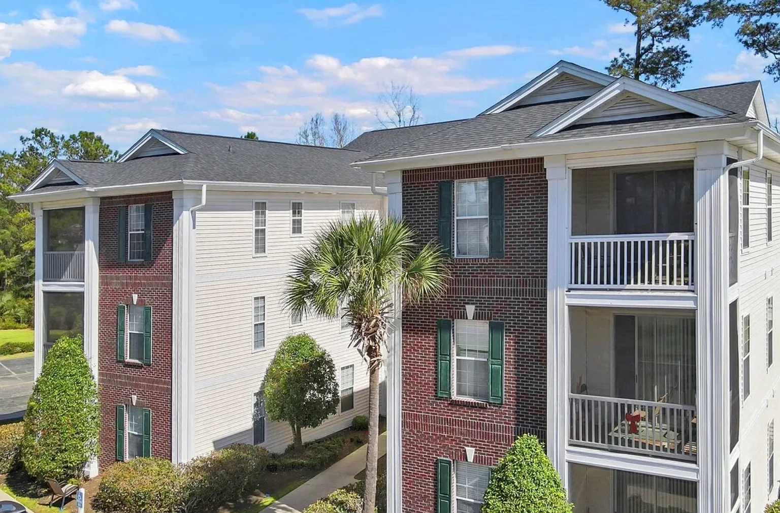 2 bed, 801 sqft, $1,500 — Photo 1