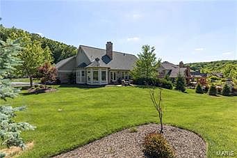 3rd image of 575 Deer Valley Court St