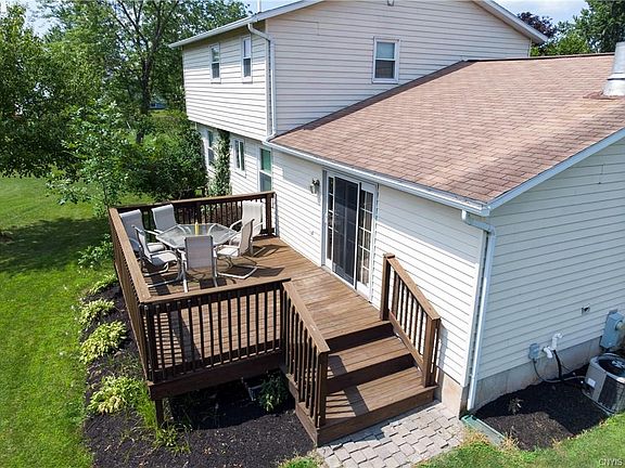 4th image of 109 Weaverdale Ln