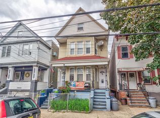 75 W 18th St, Bayonne, NJ 07002