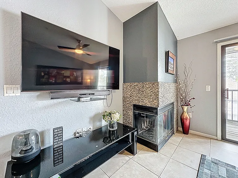 800 Boardwalk Dr #622 — Photo 8