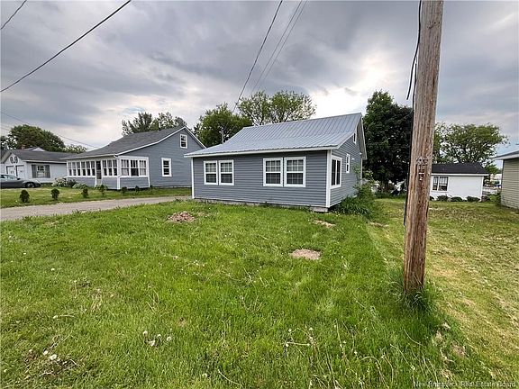2nd image of 9 Churchill St