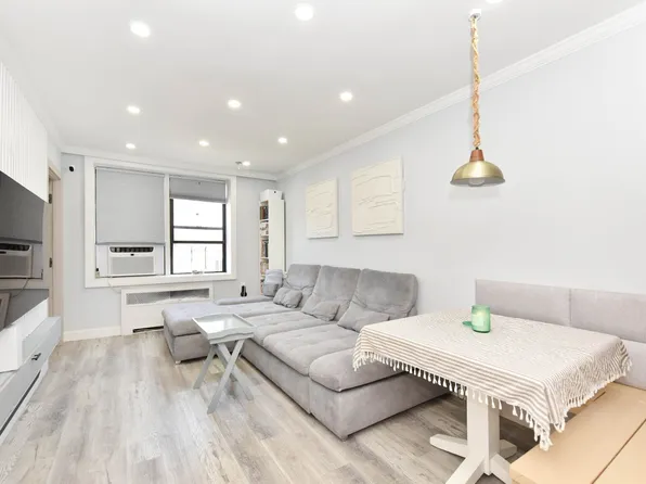 2680 East 19th Street image 11 of 20