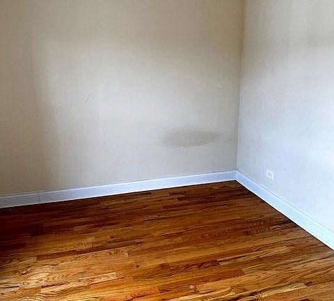 5th image of 622 W Cornelia Ave #E3