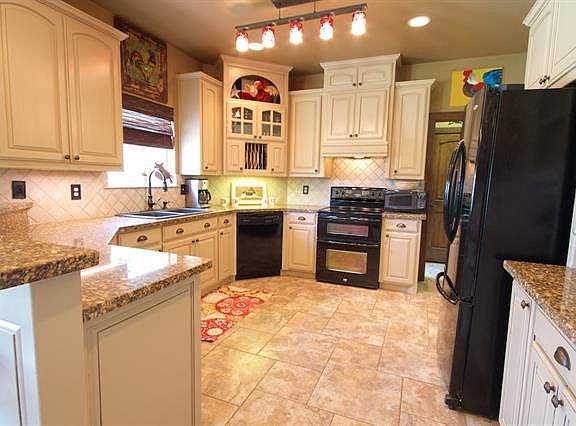 4th image of 2283 County Road 328
