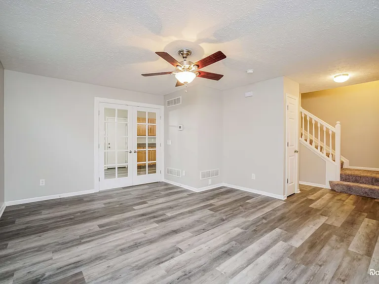 6262 Albany Way Dr — Photo 8
