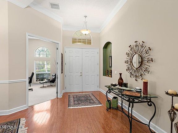 4th image of 1700 E COBBLESTONE Lane