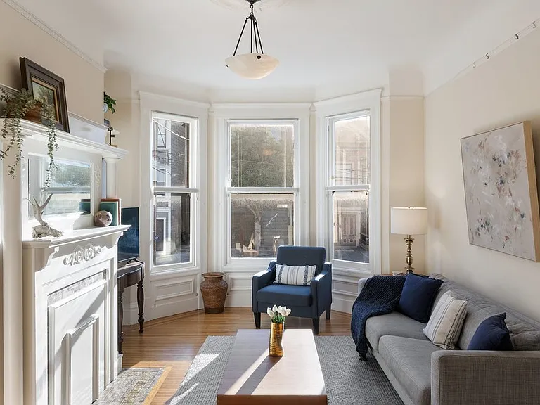 75 Sharon St — Photo 1