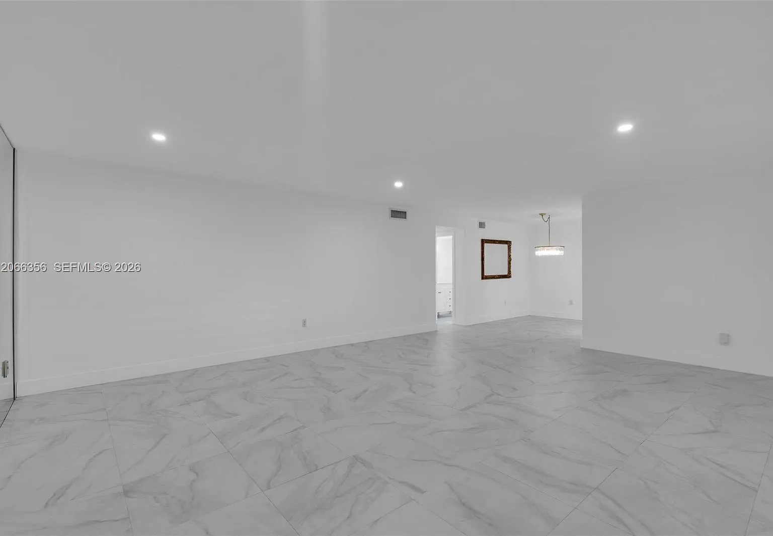 Sans Souci Condo — Photo 4
