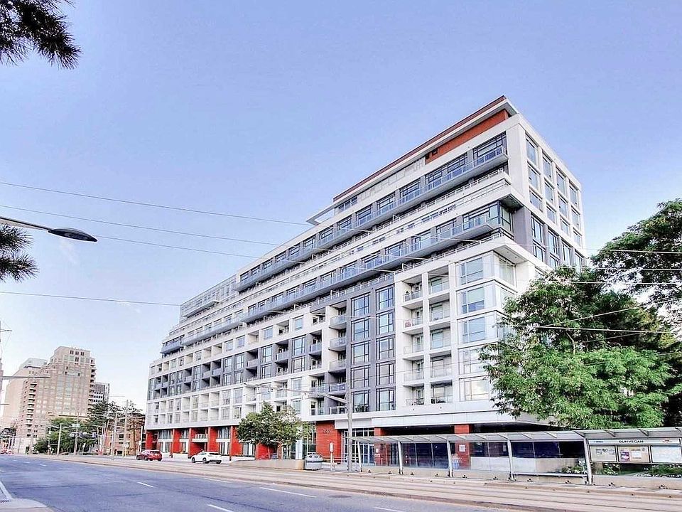 1st image of 223 Saint Clair Ave W #913