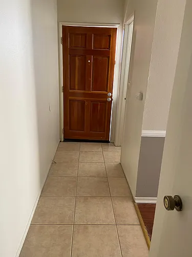 339 W Lexington Dr #B1 Photo 1