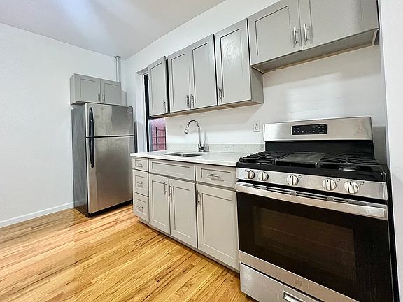 4th image of 818 E 149th St #3D