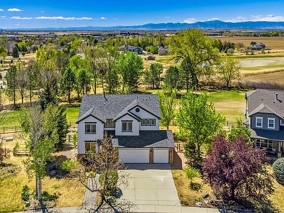 3rd image of 11693 Montgomery Cir