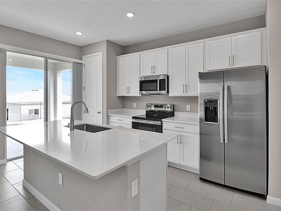 5th image of 830 Ballantyne Dr