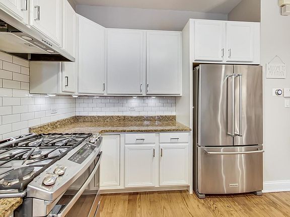 5th image of 1507 W Diversey Pkwy #A
