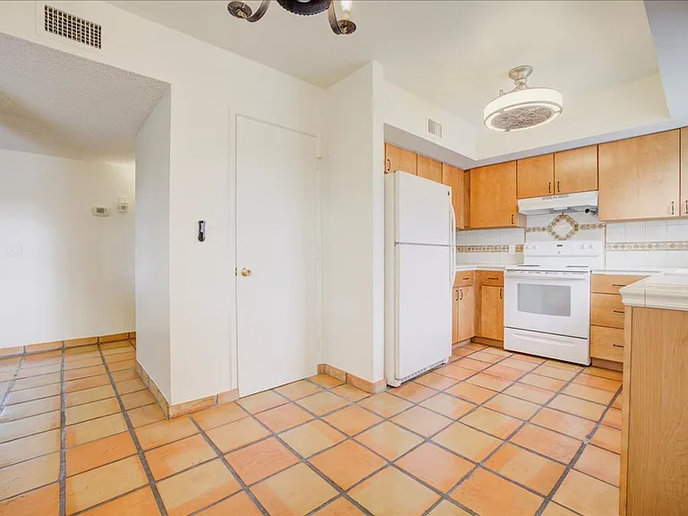 5412 N La Casita Dr — Photo 12