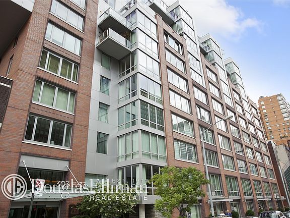 5th image of 303 E 33rd St APT 5M