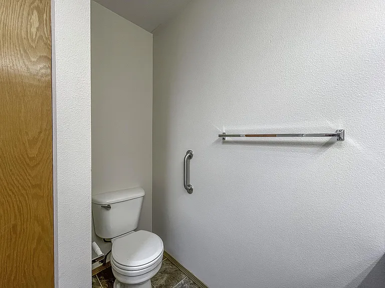 6721 135th St E — Photo 13
