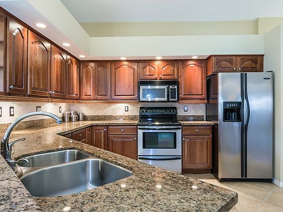 2nd image of 700 Belville Blvd