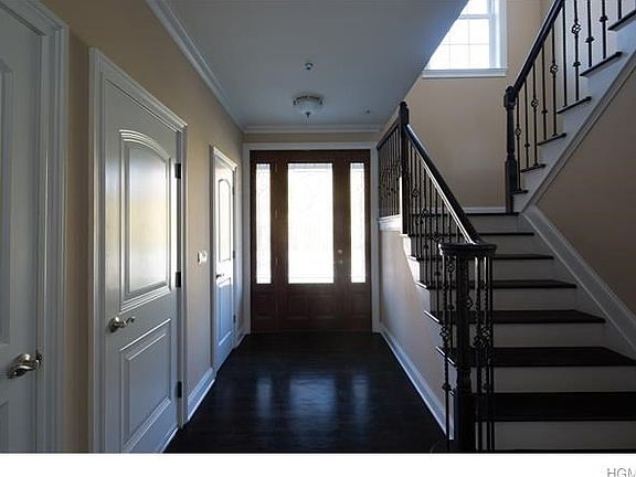4th image of 200 Sheldon Ave