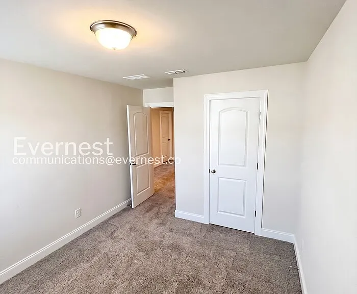 4522 Skywood Ln — Photo 11