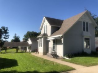 428 W 6th St, Pecatonica, IL 61063