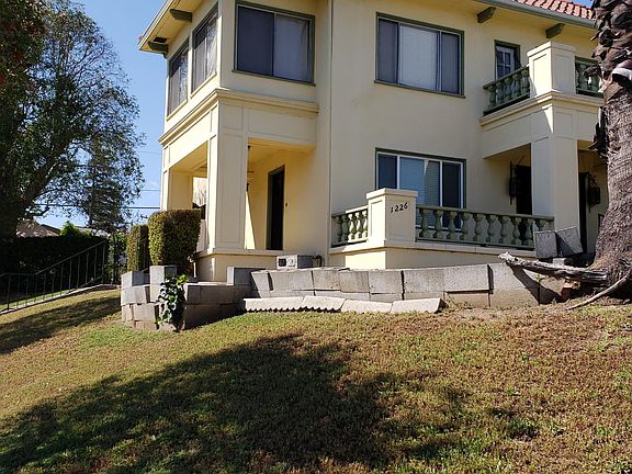 2nd image of 1226 Huntington Dr