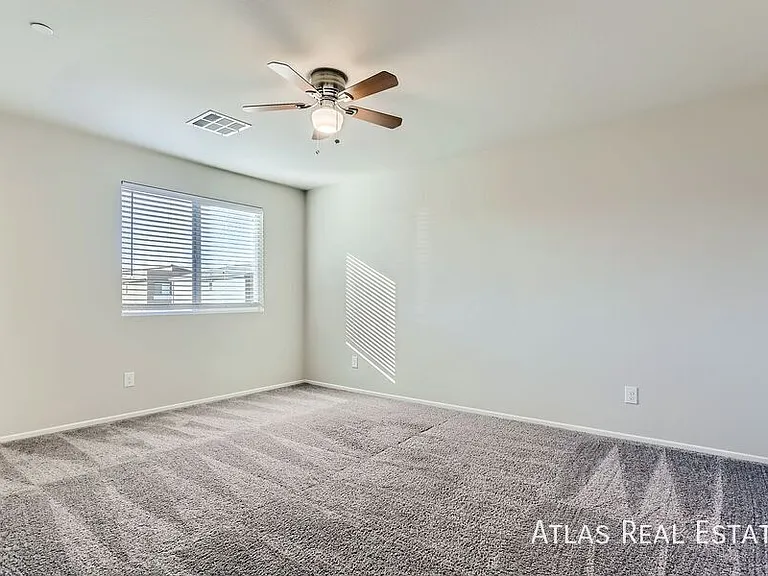4479 Sapphire Moon Ave — Photo 18