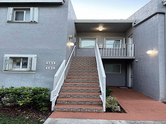 2nd image of 4708 NW 114th Ave Unit 104