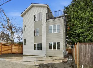 6021 44th Ave SW #B, Seattle, WA 98136