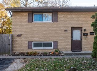 1301 Highland Ave, Lockport, IL 60441