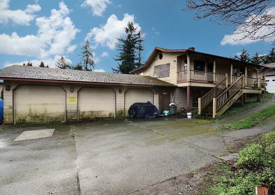 1st image of 2712 Lincoln Way