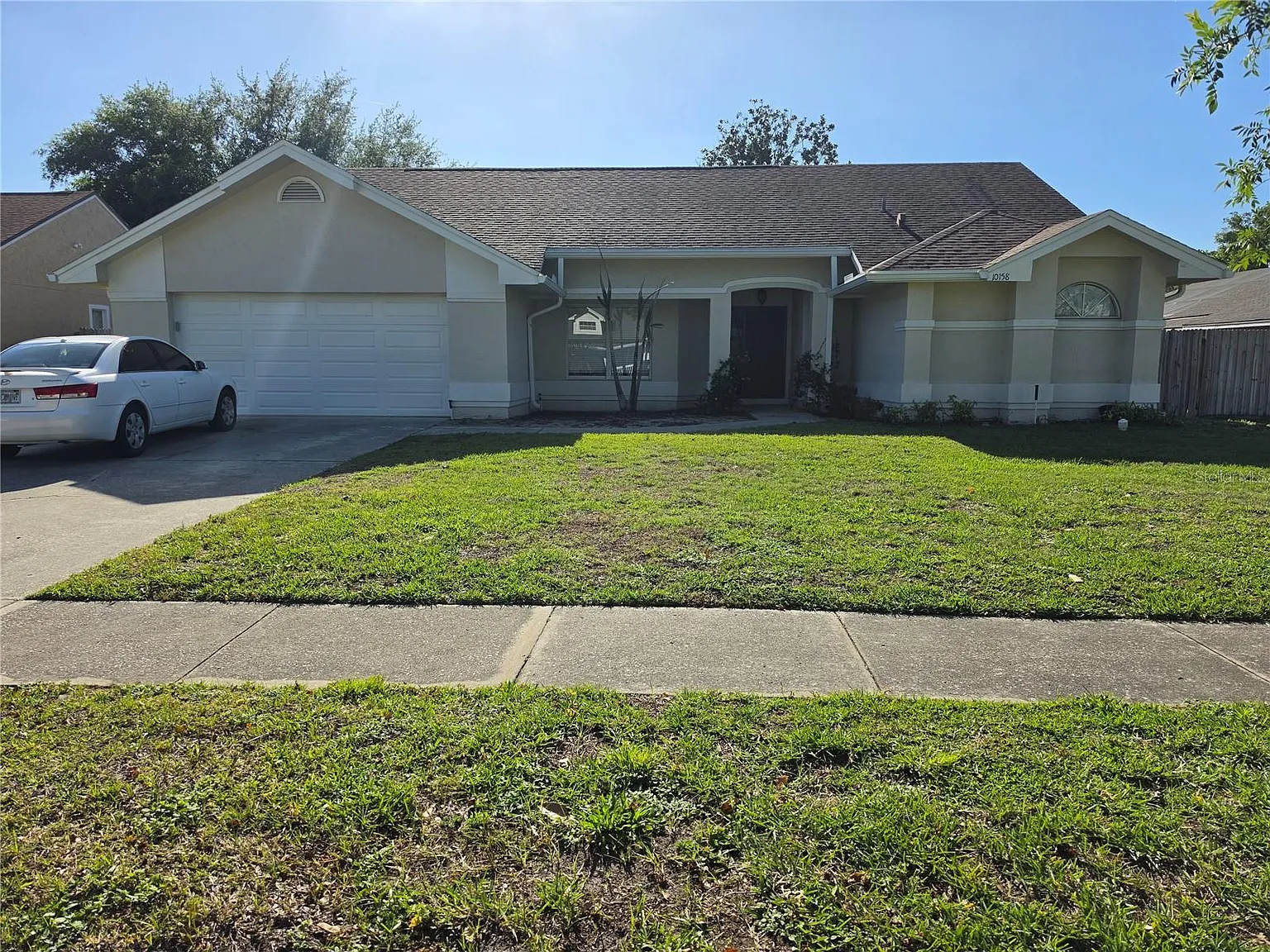 4 bed, 2522 sqft, $4,200 — Photo 1