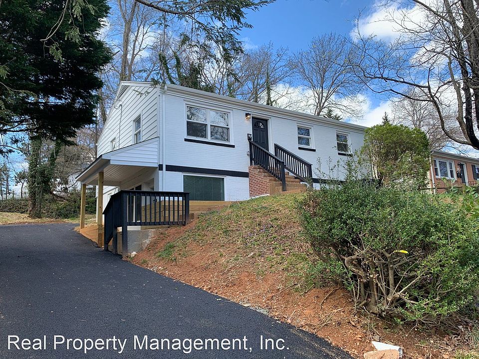 1st image of 115 Stratford Ct #9057936