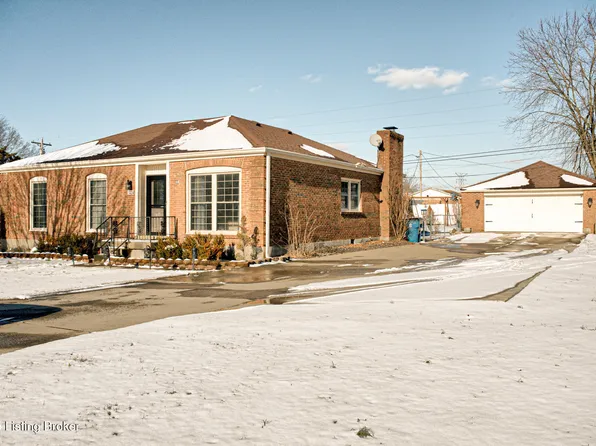 424 Tollview Dr, Shepherdsville, KY 40165