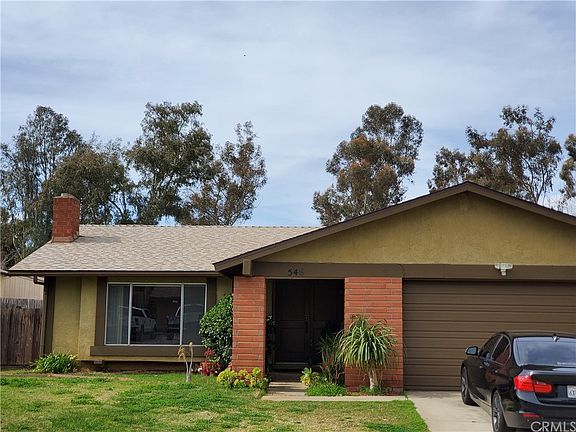 2nd image of 546 Woods Dr