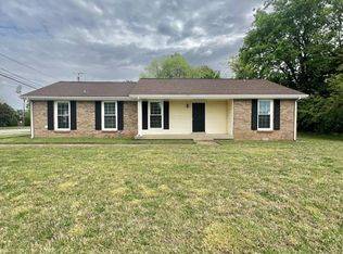 2303 Stokes Rd, Clarksville, TN 37043