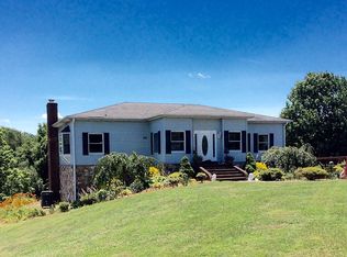 4527 Achilles Ln, Marshall, VA 20115