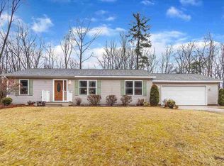 2967 E Degeer Ct, Midland, MI 48642