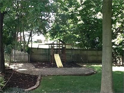 3rd image of 769 Willow Oak Cir