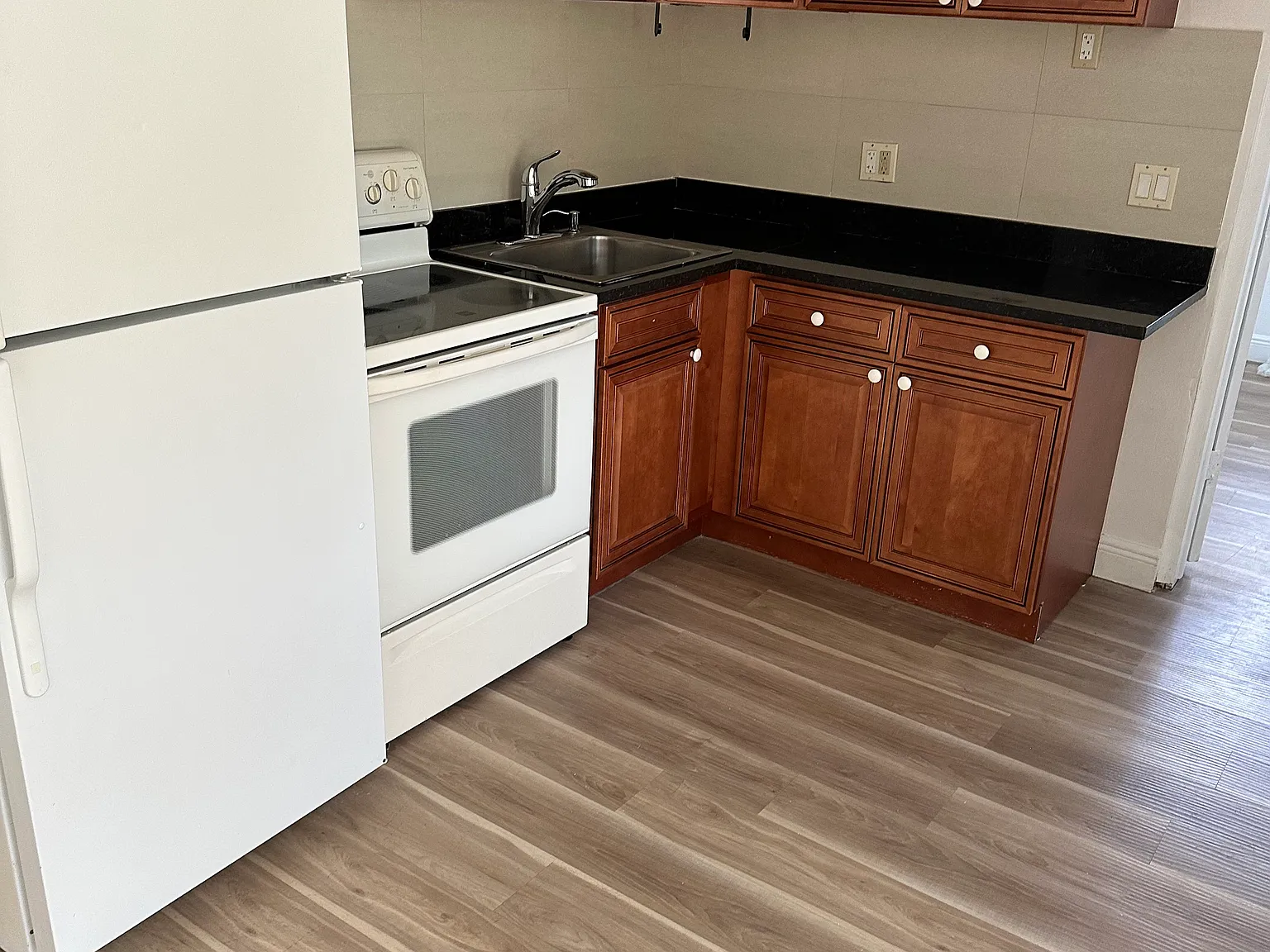 1 bed, 550 sqft, $1,500 — Photo 2