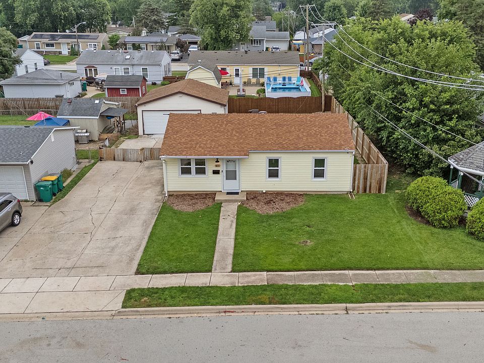 1st image of 401 Kenyon Ave